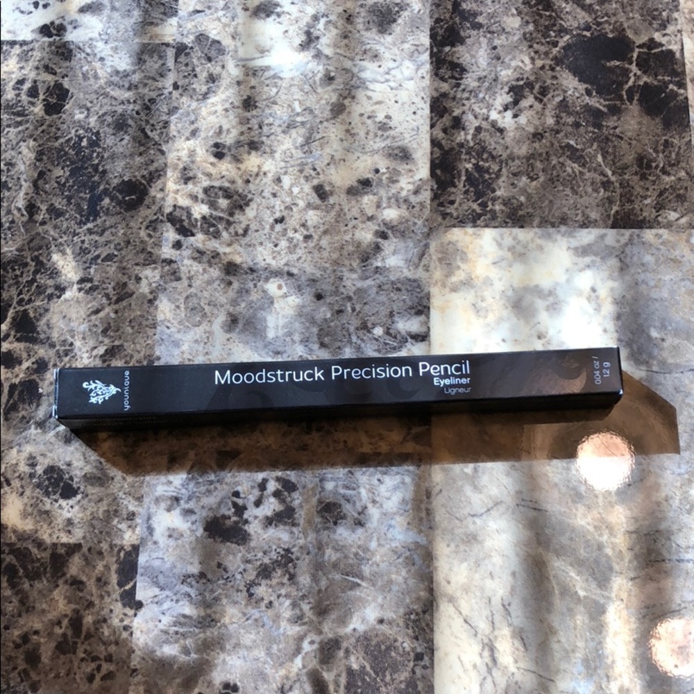 Younique Perfect (Black) Eye Liner